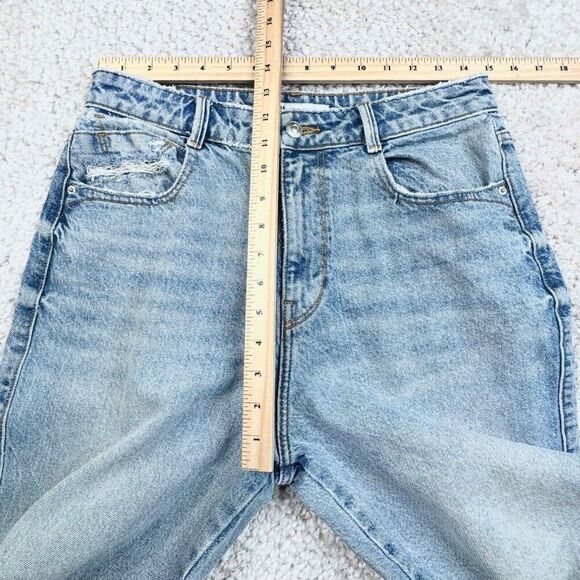 Zara Destroyed Knee High Waisted Straight Leg Jean Light wash - Picture 9 of 10